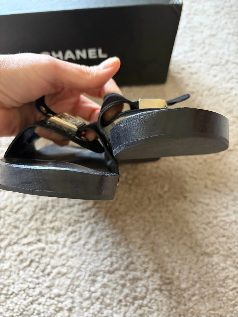 VTG Chanel suede/wood sandals